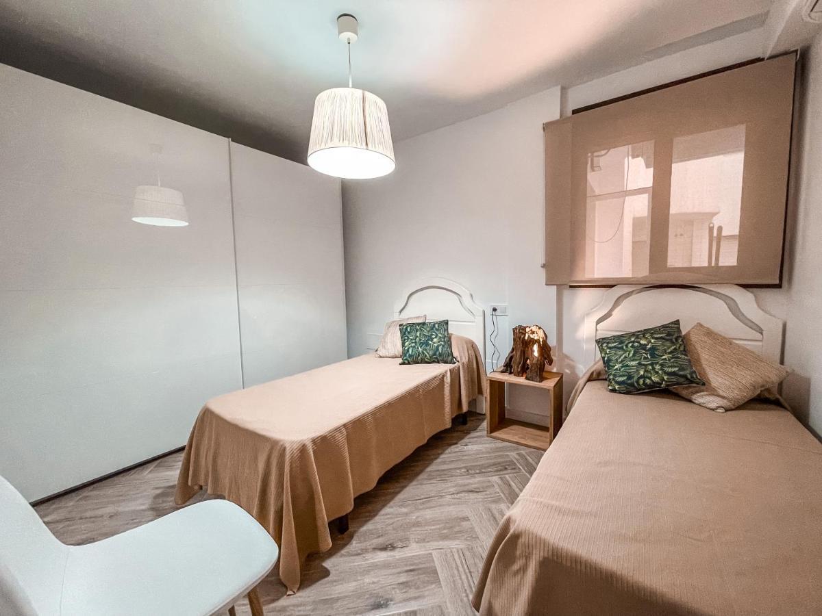 Luxury Family Holiday Homes - Sol Playa Fuengirola Exterior foto